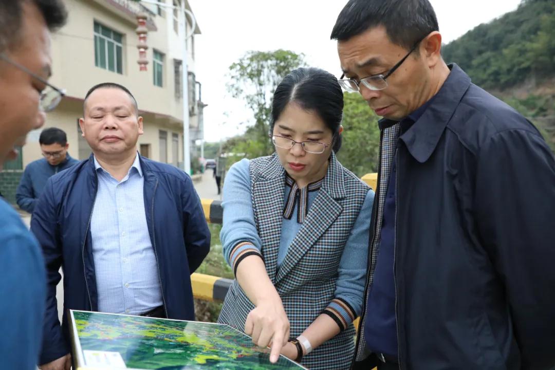 萍乡市人民政府 县区动态 副市长刘运成在上栗开展巡河工作