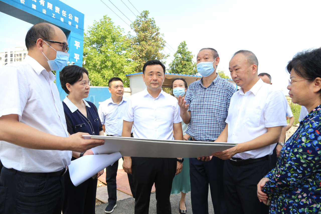 市委书记陈敏在萍乡经开区督导调研"双减",学校疫情防控工作时强调